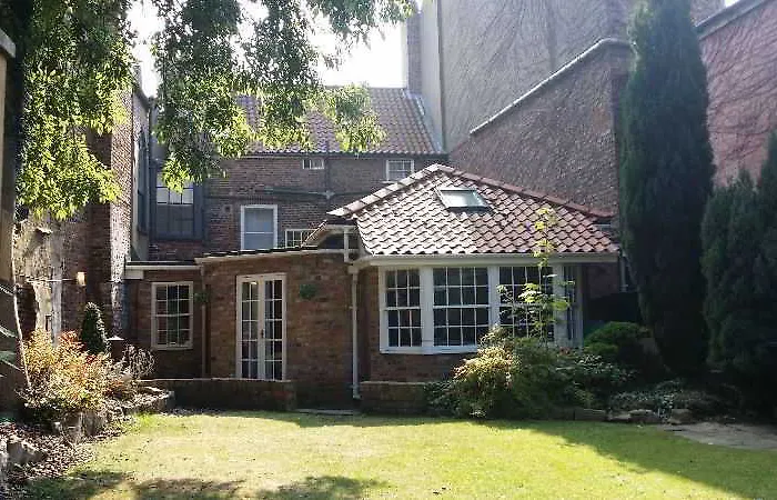 Hotel Jorvik House 5*